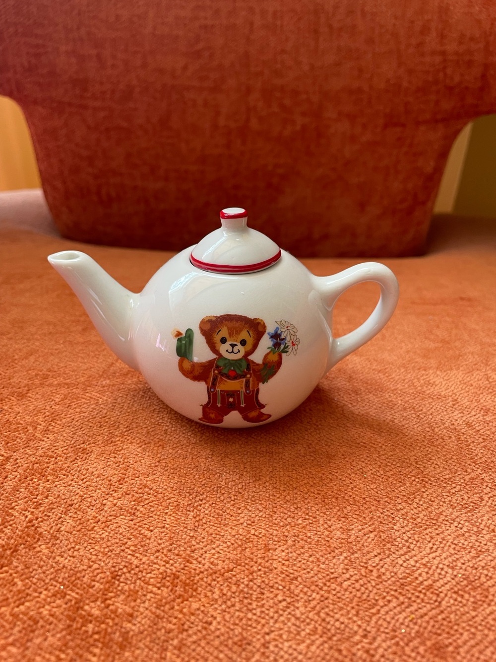 Reuter Porcelain Teddy Bear Tea Pot